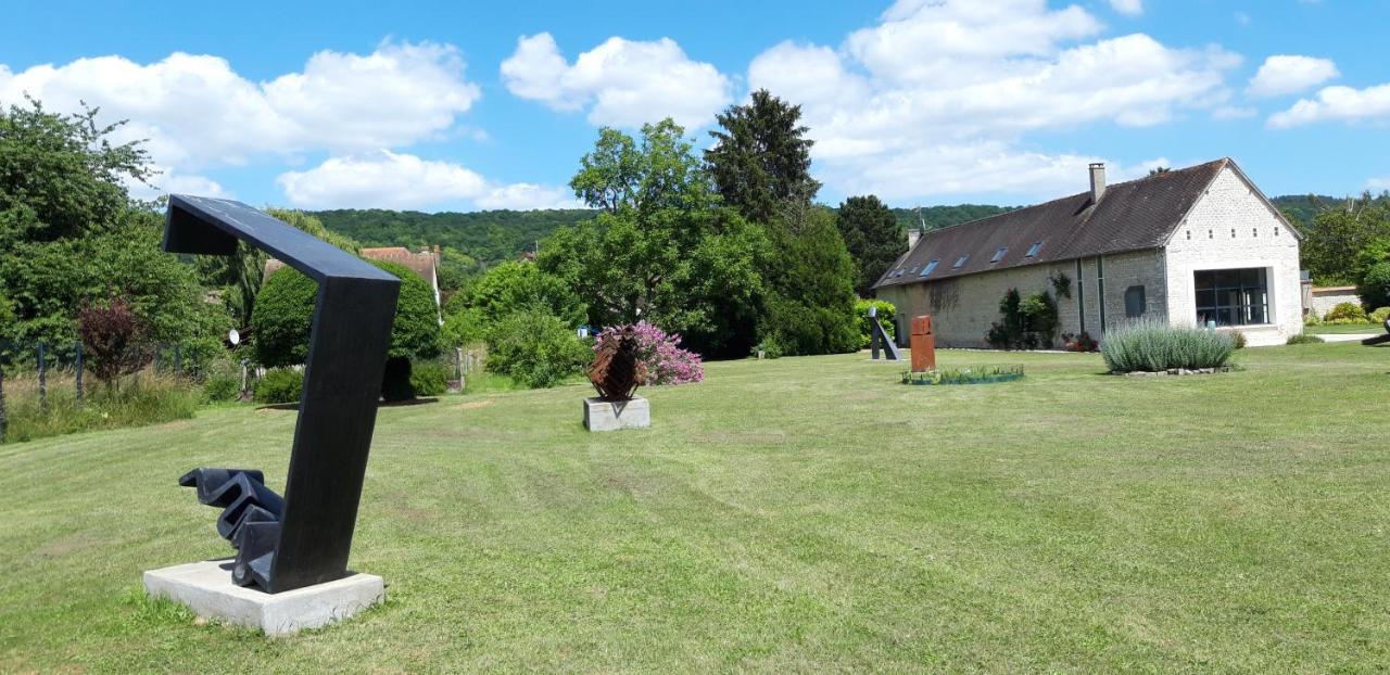 Gite Dans Parc De Sculptures - Gite "Pondichery" Port-Mort Dış mekan fotoğraf